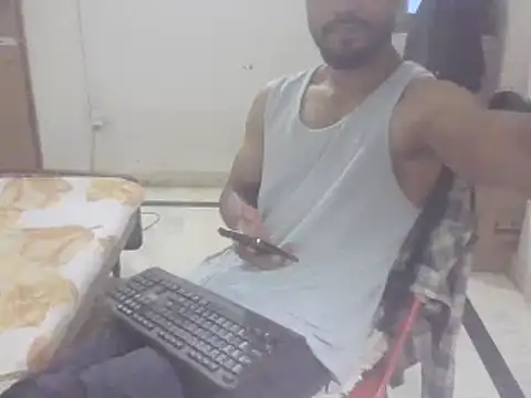 Snapshot of sofiacpl_ chatting on October 19, 2025, 5:32 am sofiacpl  online show from October 19, 2025, 5:32 am