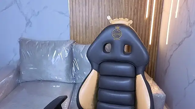 Snapshot of Stephany_Rodriguez chatting on November 21, 2025, 8:08 pm Stephany Rodriguez online show from November 21, 2025, 8:08 pm