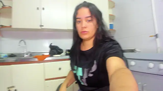 Snapshot of GreciaFox1 chatting on February 3, 2026, 12:10 pm GreciaFox1 online show from February 3, 2026, 12:10 pm