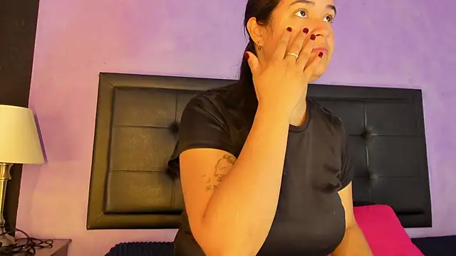 GreciaFox1 online show from April 2, 2026, 12:12 pm