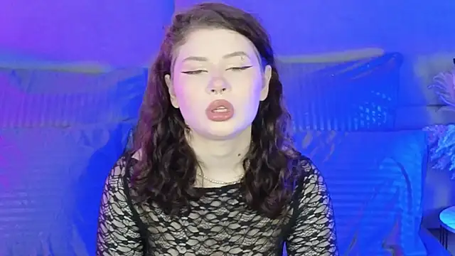 RianaRey online show from November 29, 2025, 4:51 pm