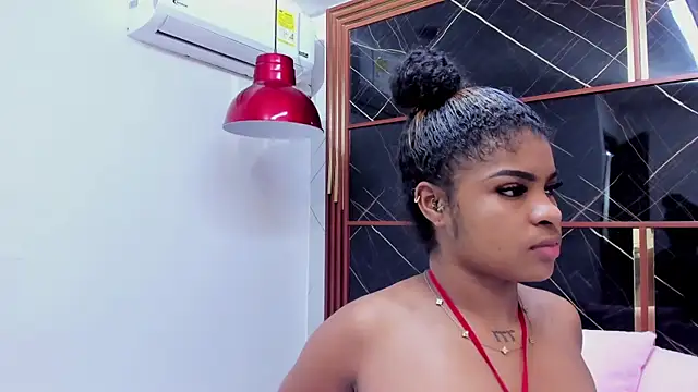 HannyThompson online show from September 14, 2025, 12:16 pm