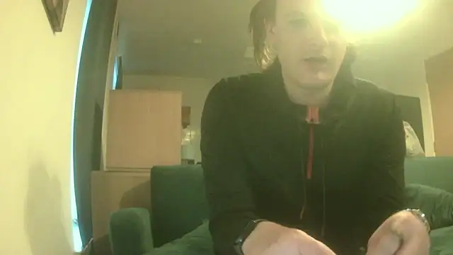 avamaxwell online show from April 23, 2026, 7:37 pm