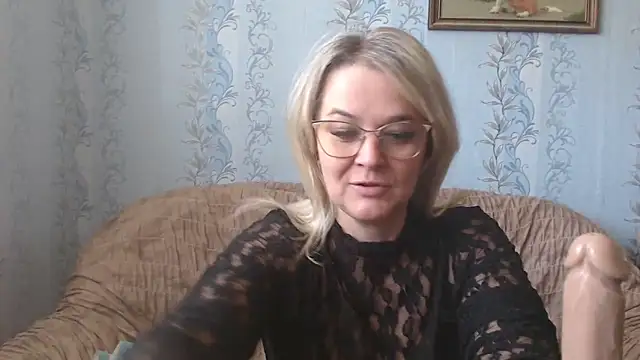 EleanoraDream online show from September 18, 2025, 8:17 am