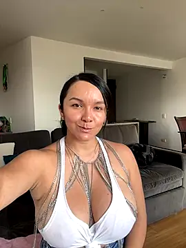 Snapshot of Nova_Gabriela chatting on November 11, 2025, 3:40 pm Nova Gabriela online show from November 11, 2025, 3:40 pm