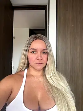 Snapshot of Nova_Gabriela chatting on December 4, 2025, 12:59 pm Nova Gabriela online show from December 4, 2025, 12:59 pm