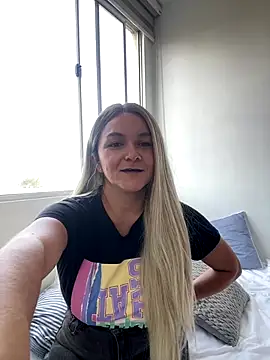 Snapshot of Nova_Gabriela chatting on November 30, 2025, 1:34 pm Nova Gabriela online show from November 30, 2025, 1:34 pm