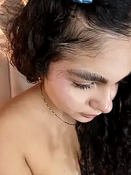 Yassy vazquez online show from March 31, 2026, 7:38 pm