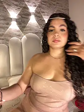 Snapshot of Yassy_vazquez chatting on October 25, 2025, 7:36 pm Yassy vazquez online show from October 25, 2025, 7:36 pm