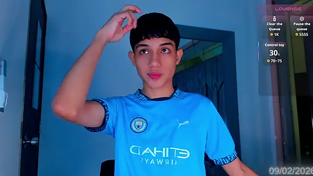 Snapshot of Sebax_Young chatting on February 9, 2026, 8:29 pm Sebax Young online show from February 9, 2026, 8:29 pm