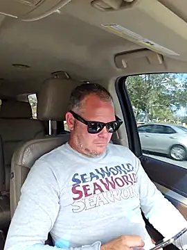 cubanitofeliz40 online show from February 17, 2026, 8:06 pm