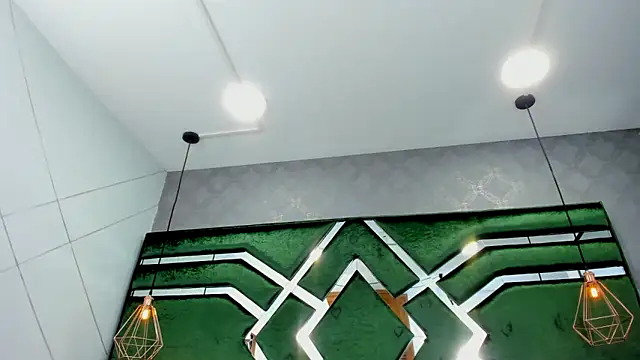 Snapshot of ThaliaCross chatting on October 4, 2025, 8:10 pm ThaliaCross online show from October 4, 2025, 8:10 pm