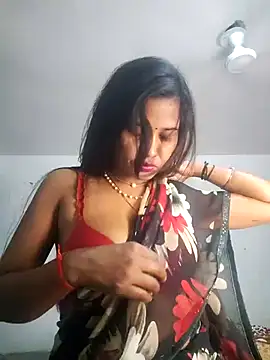 Snapshot of cute_radhikaa chatting on April 13, 2026, 9:08 pm cute radhikaa online show from April 13, 2026, 9:08 pm