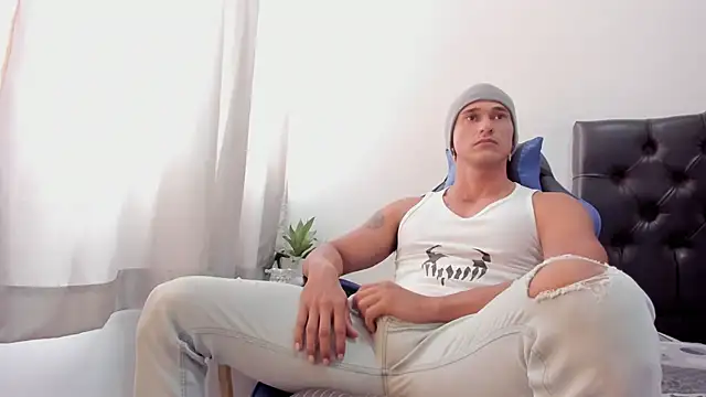 Snapshot of doublefun24 chatting on July 9, 2026, 3:44 pm doublefun24 online show from July 9, 2026, 3:44 pm