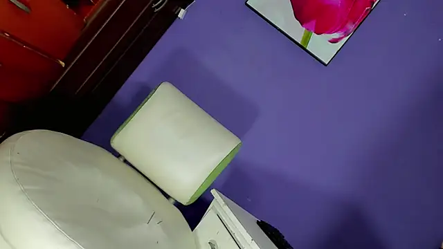 Valentina Horny777 online show from January 18, 2026, 1:03 pm