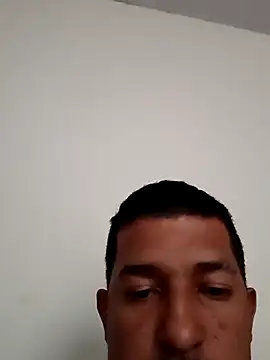 Snapshot of Rezenh chatting on October 2, 2025, 9:07 pm Rezenh online show from October 2, 2025, 9:07 pm