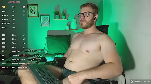 Snapshot of mateo_ocampo chatting on October 8, 2025, 8:09 pm mateo ocampo online show from October 8, 2025, 8:09 pm