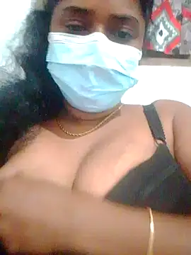 boosypussy online show from April 8, 2026, 10:44 pm