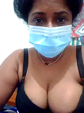 boosypussy online show from June 9, 2026, 4:57 am