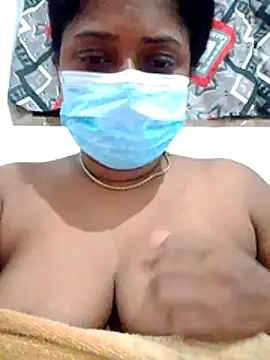 boosypussy online show from June 1, 2026, 2:06 pm