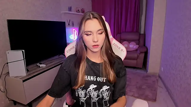 Snapshot of EllaCurtis chatting on March 2, 2026, 6:04 pm EllaCurtis online show from March 2, 2026, 6:04 pm