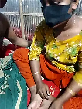 Snapshot of MONiSHA-moni-21 chatting on November 8, 2025, 7:39 pm MONiSHA-moni-21 online show from November 8, 2025, 7:39 pm