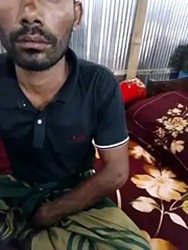 Snapshot of MONiSHA-moni-21 chatting on November 28, 2025, 4:01 am MONiSHA-moni-21 online show from November 28, 2025, 4:01 am