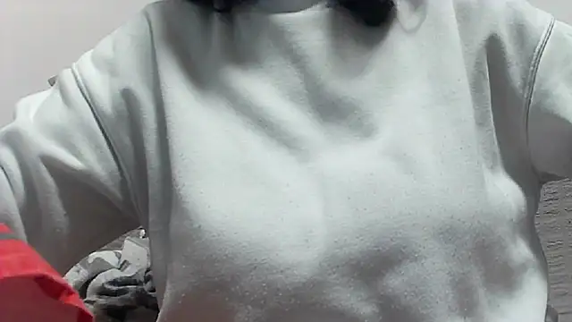 Snapshot of sexy_tettona chatting on December 4, 2025, 11:53 am sexy tettona online show from December 4, 2025, 11:53 am