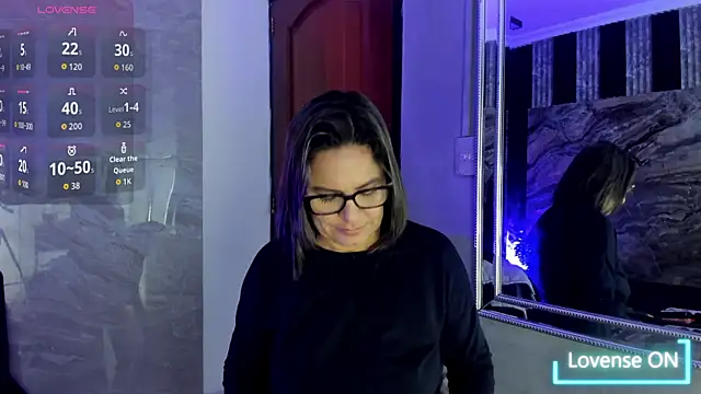 Snapshot of Agatha_Pleasure chatting on November 3, 2025, 11:58 am Agatha Pleasure online show from November 3, 2025, 11:58 am