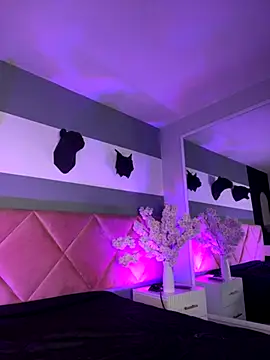 Snapshot of Bella_Williiams chatting on November 30, 2025, 12:39 pm Bella Williiams online show from November 30, 2025, 12:39 pm