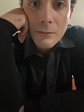 franciscommx online show from December 19, 2025, 12:58 am