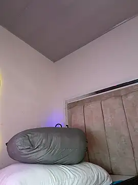 Snapshot of Mia_Juicyberry chatting on July 23, 2026, 1:08 am Mia Juicyberry online show from July 23, 2026, 1:08 am