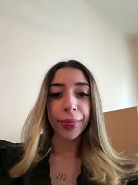 OdetteMason online show from April 1, 2026, 5:42 am