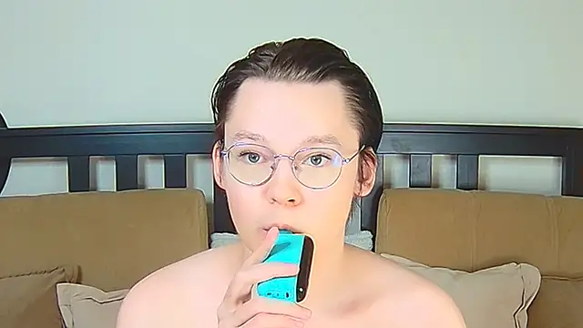 Snapshot of Derek_Carter chatting on November 4, 2025, 8:12 pm Derek Carter online show from November 4, 2025, 8:12 pm