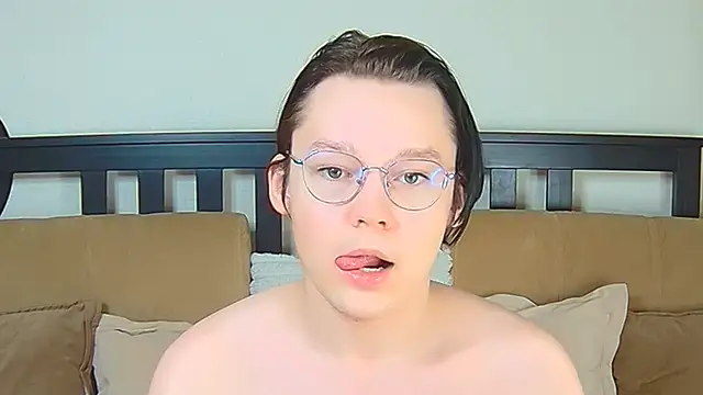 Snapshot of Derek_Carter chatting on November 3, 2025, 3:59 pm Derek Carter online show from November 3, 2025, 3:59 pm