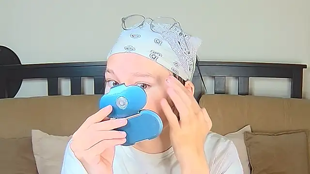 Snapshot of Derek_Carter chatting on December 4, 2025, 1:10 pm Derek Carter online show from December 4, 2025, 1:10 pm