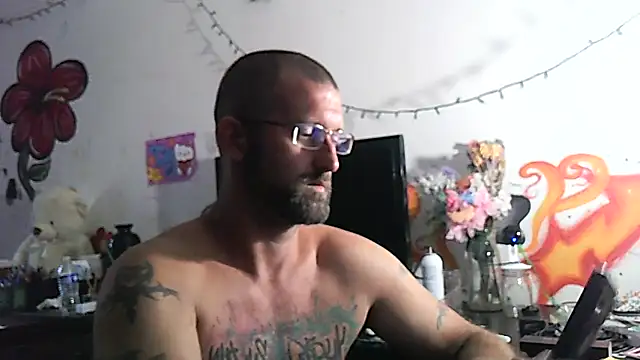 ladi3sfirst online show from September 12, 2025, 9:47 pm