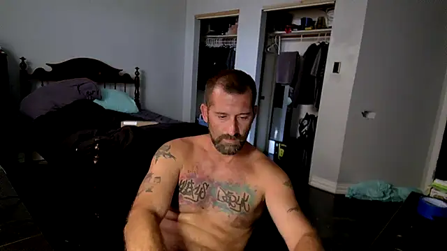 ladi3sfirst online show from November 7, 2025, 9:41 pm