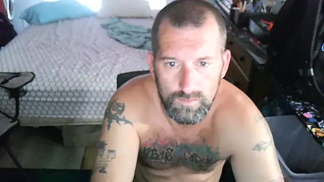 ladi3sfirst online show from September 29, 2025, 4:45 pm