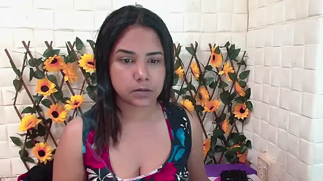 IndiaSexyStripper4u online show from December 4, 2025, 4:33 am