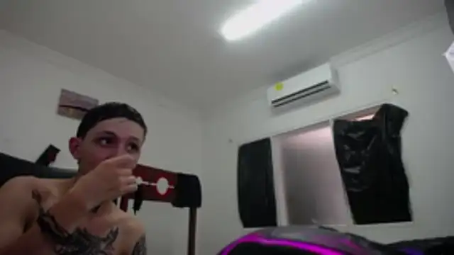 StraightBoy Nick online show from April 25, 2026, 7:33 pm