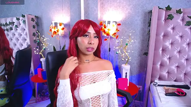 laila stilwiills online show from December 18, 2025, 8:45 pm