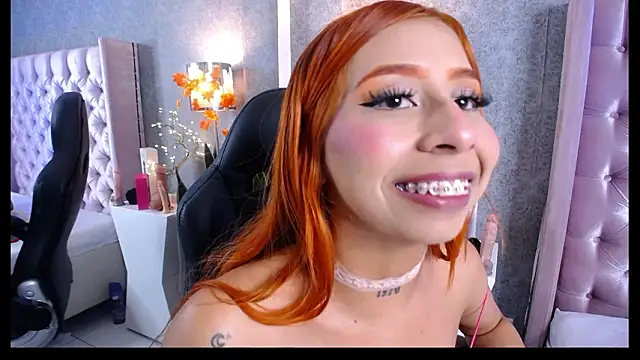 laila stilwiills online show from February 11, 2026, 4:56 am