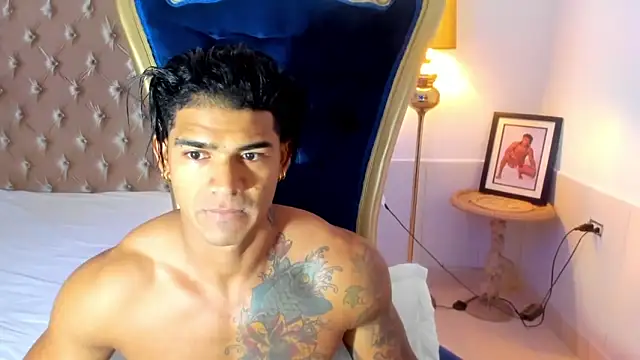 antonio  444 online show from November 11, 2025, 11:27 am