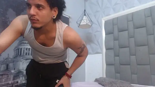 Xfire boy69 online show from March 3, 2026, 6:26 pm