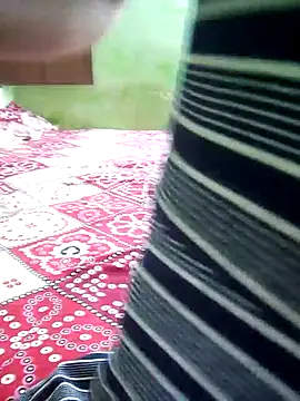 Snapshot of shilpa_r chatting on October 25, 2025, 8:35 am shilpa r online show from October 25, 2025, 8:35 am