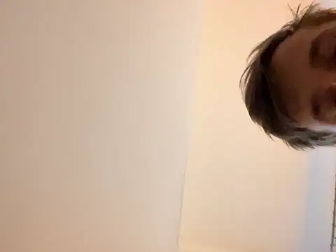 Snapshot of danny6699 chatting on December 3, 2025, 3:00 pm danny6699 online show from December 3, 2025, 3:00 pm