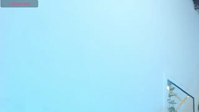 Snapshot of IvyShine7 chatting on November 15, 2025, 7:07 pm IvyShine7 online show from November 15, 2025, 7:07 pm