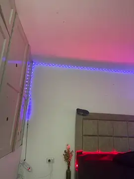 EmilyNoir1 online show from March 3, 2026, 8:05 pm