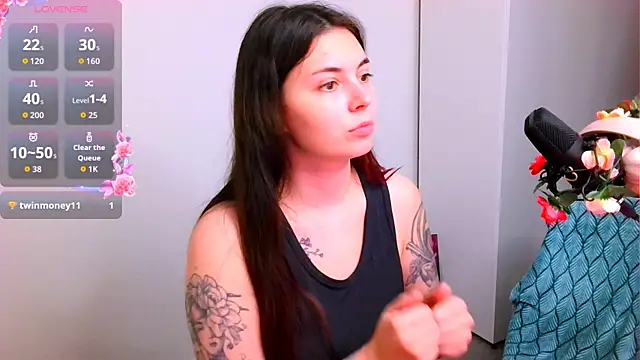 peachyness online show from November 27, 2025, 4:07 pm